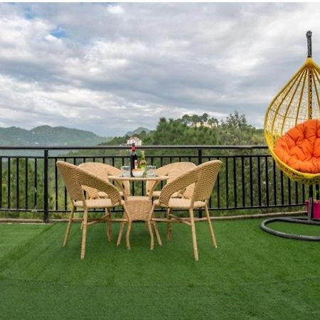 Mystic Forest View Kasauli I Serviced Villa I Best Seller I Vacations I Family Events I Open Air Lawn I Sky Bonfire I Kasauli By Exotic Stays Exteriér fotografie